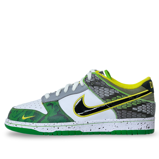 Nike Dunk Low University of Oregon What the Duck Away