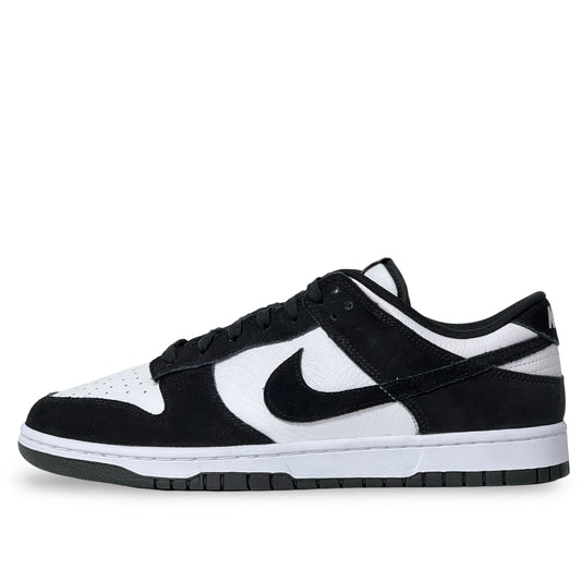 Nike Dunk Low SE Suede Panda