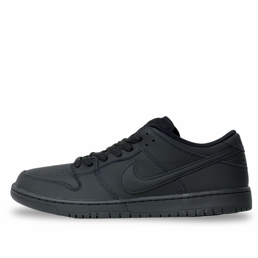 Nike SB Dunk Low Triple Black