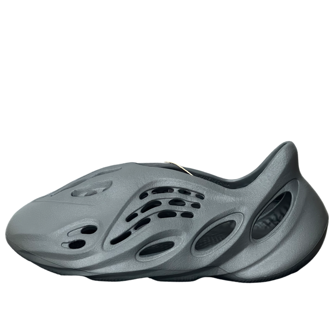 Adidas Yeezy Foam Runner Carbon – ChillyKicks