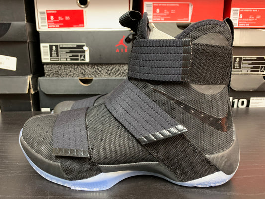 Nike LeBron Soldier 10 Game 3 Size 8.5