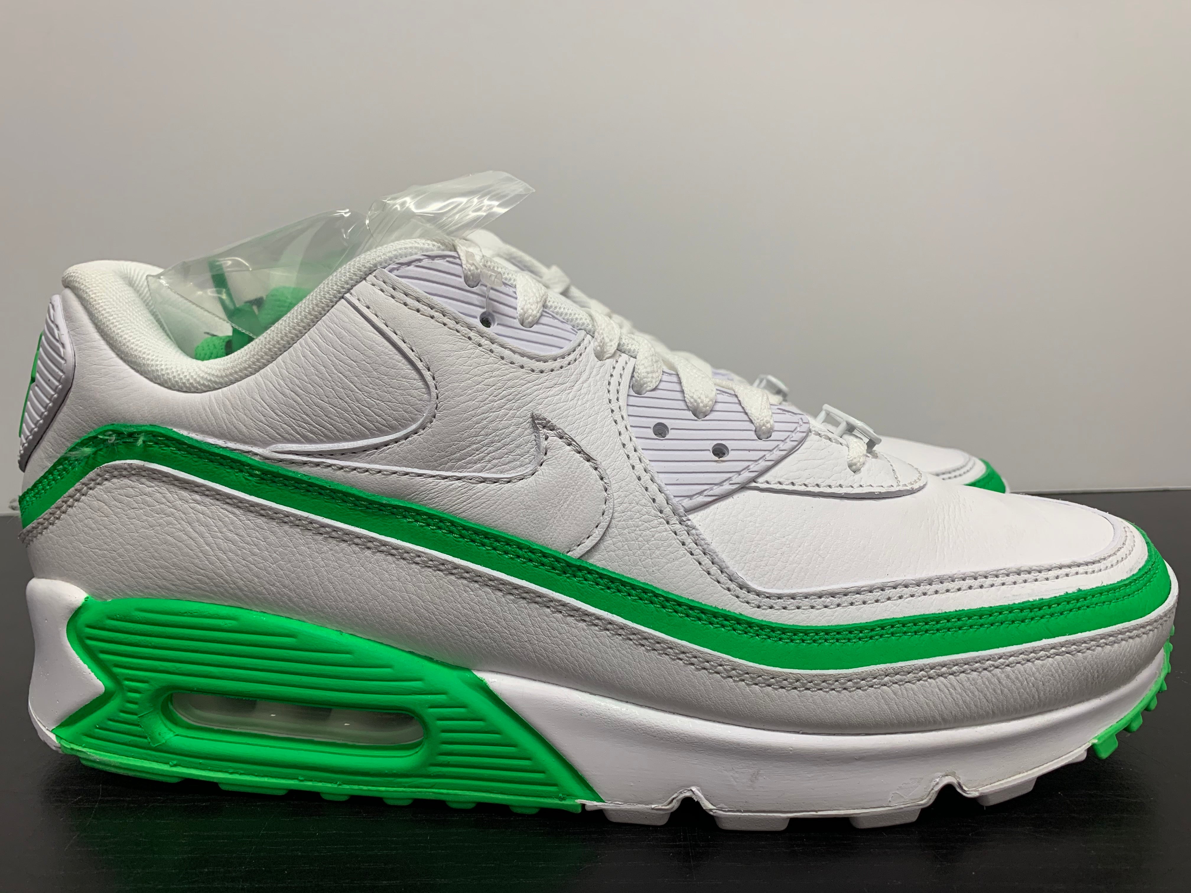 Nike Air Max 90 Undefeated White Green – ChillyKicks