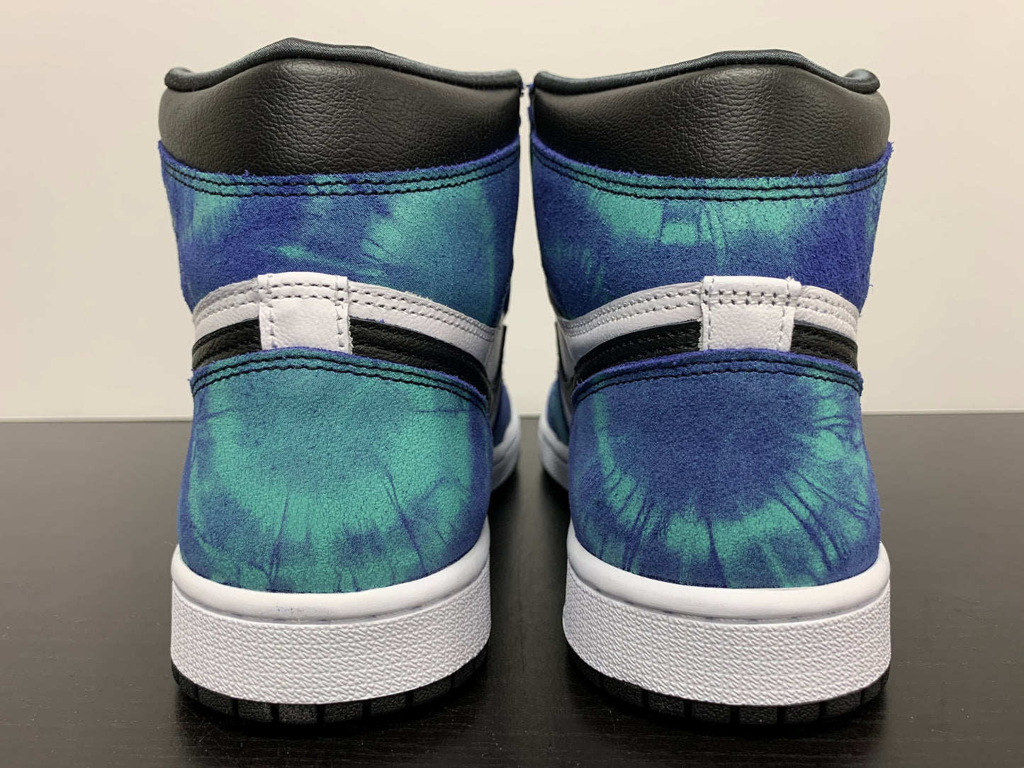 WMNS Nike Air Jordan 1 Tie Dye