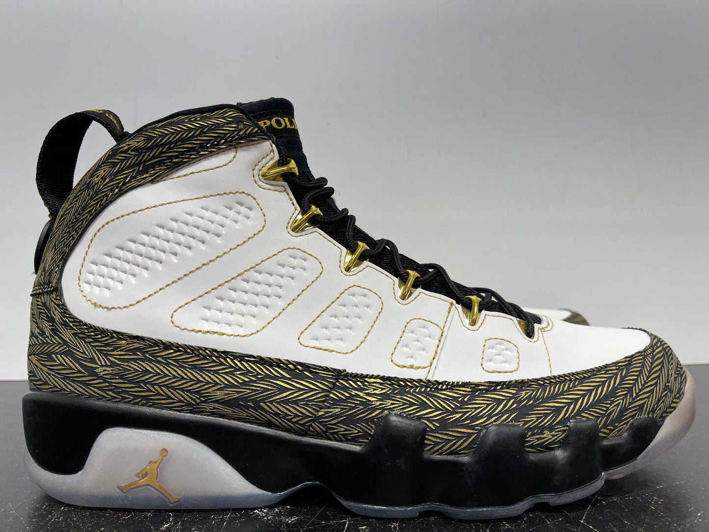 Nike Air Jordan 9 Doernbecher