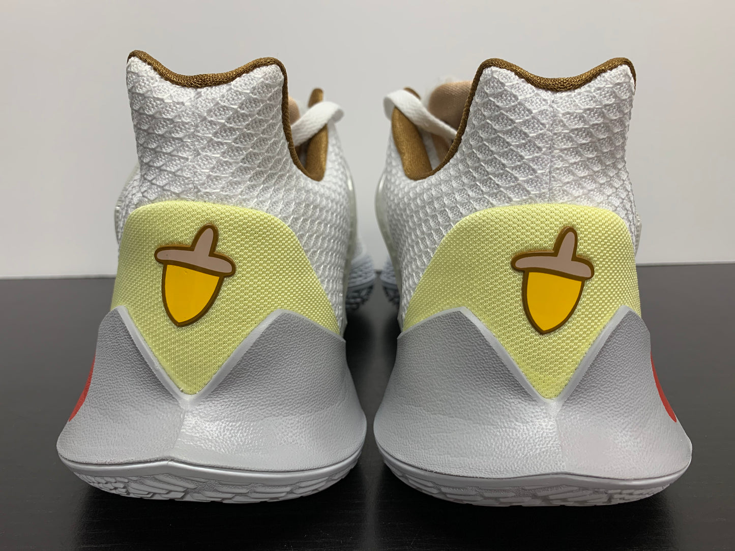 Nike Kyrie 2 Low Spongebob Sandy Cheeks