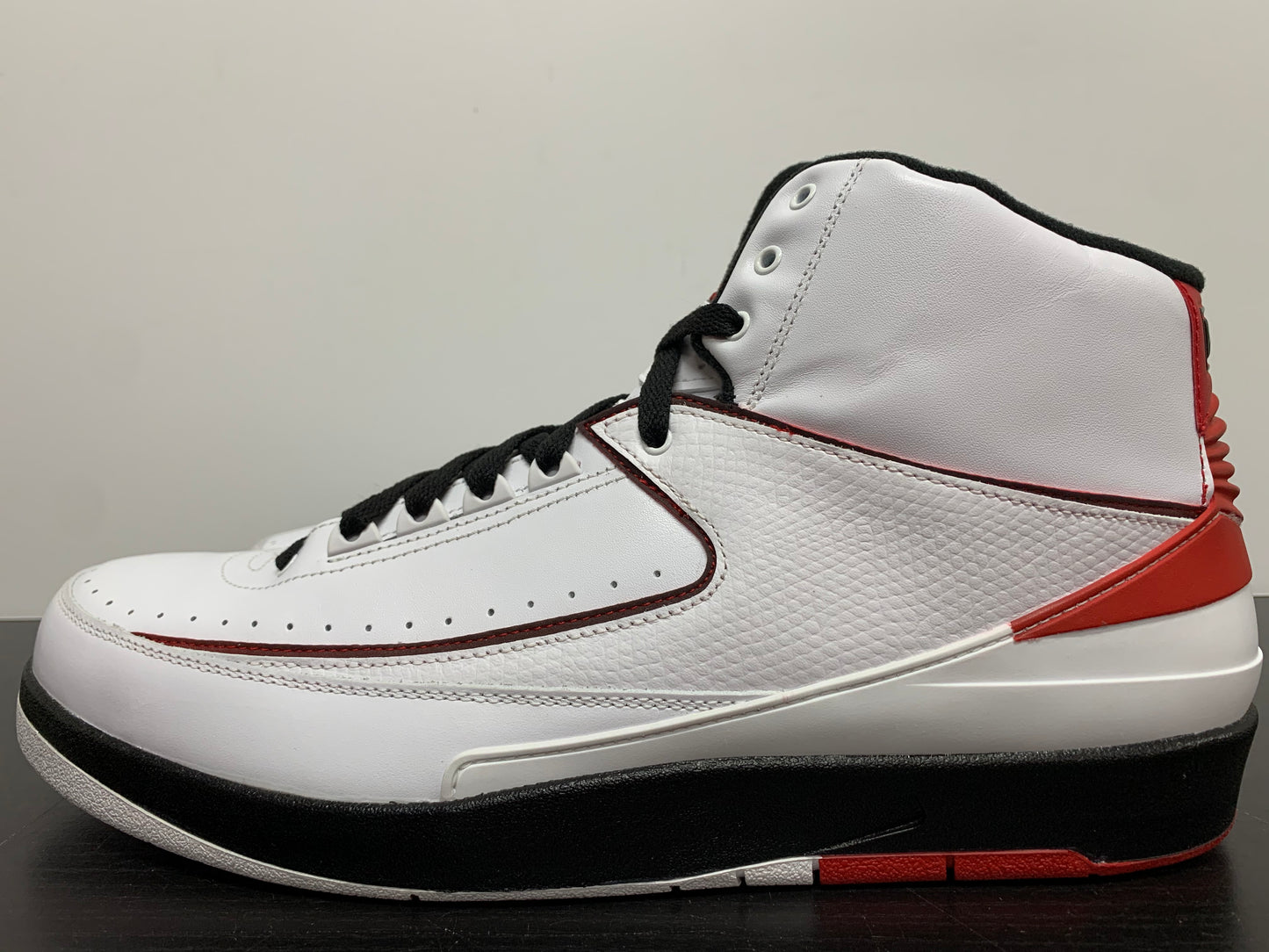 Nike Air Jordan 2 QF White Black Varsity Red 2010