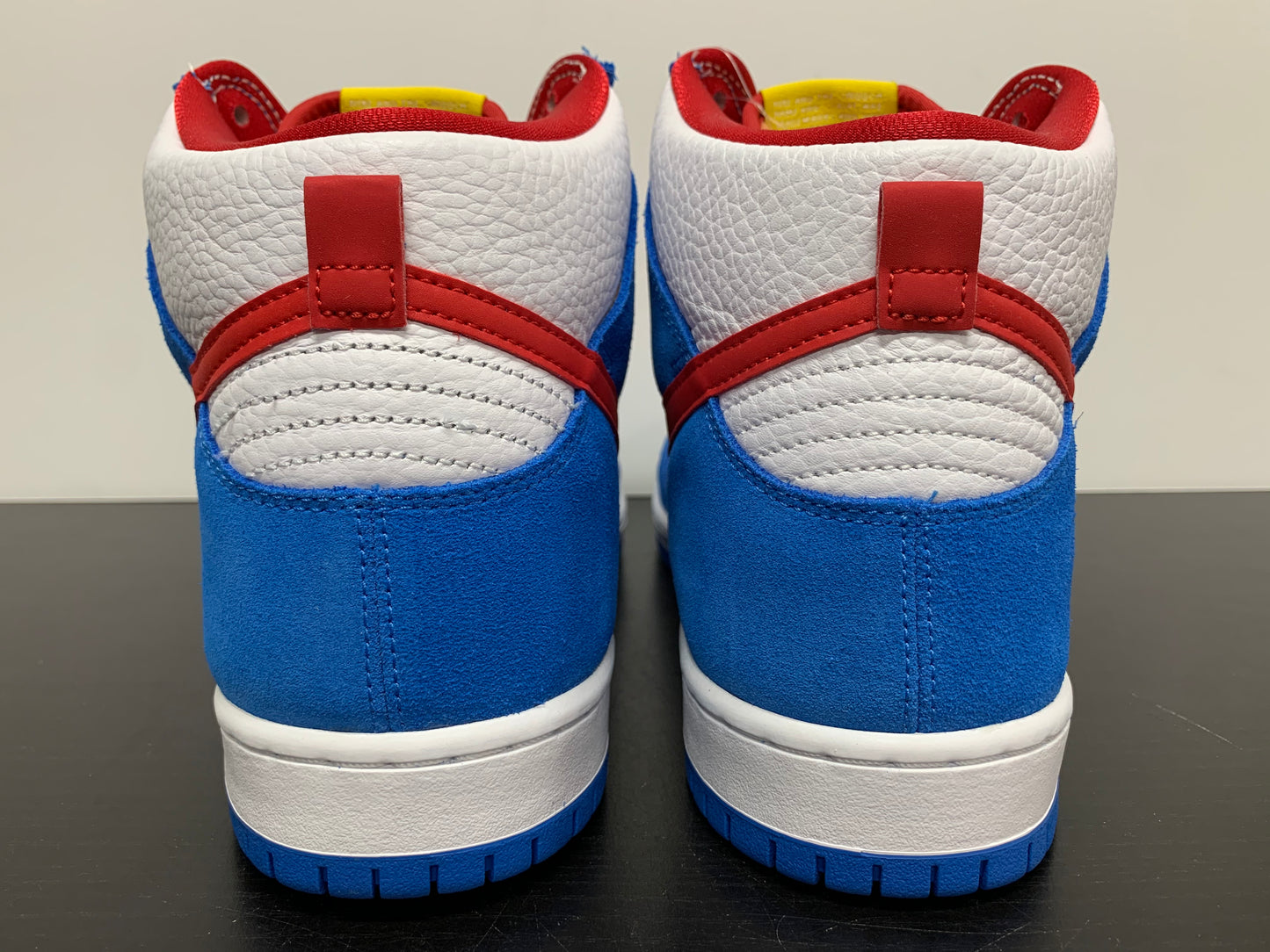 Nike SB Dunk High Doraemon