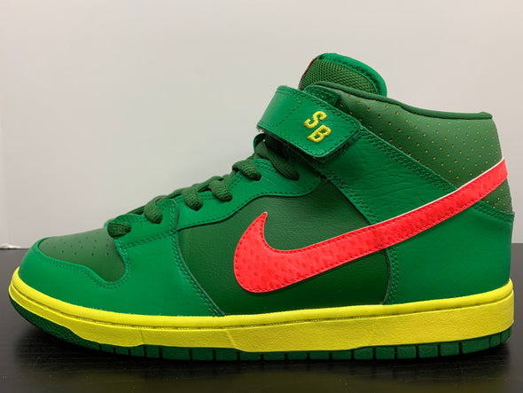 Nike Dunk Mid SB Watermelon Size 12