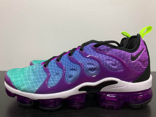 WMNS Nike Air Vapormax Plus Hyper Violet