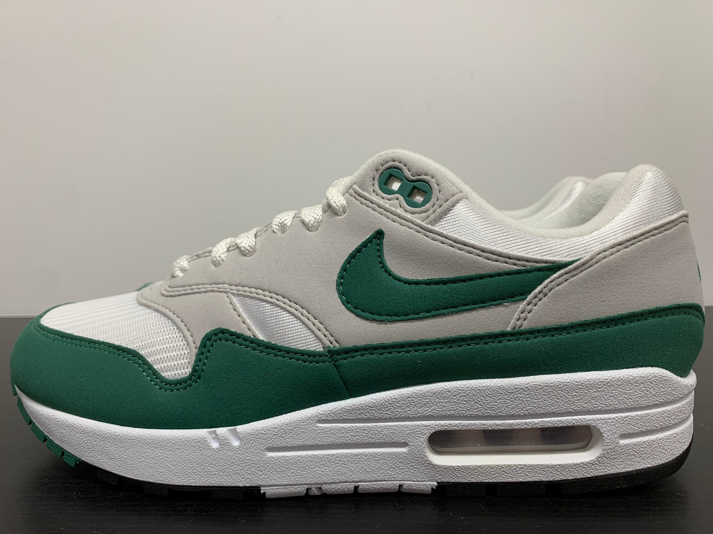 Nike Air Max 1 Evergreen