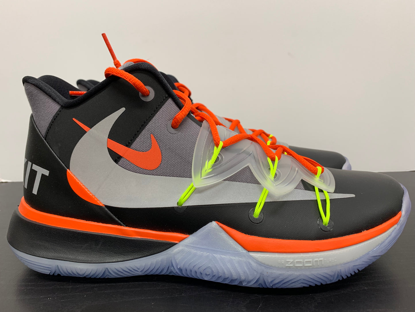 Nike Kyrie 5 Rokit Welcome Home