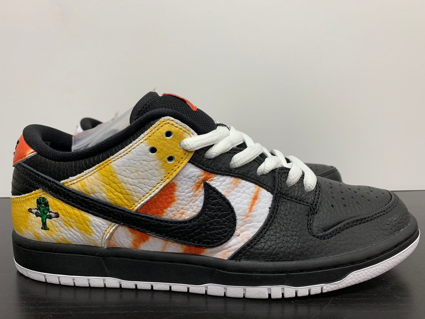 Nike SB Dunk Low Raygun Tie-Dye Black