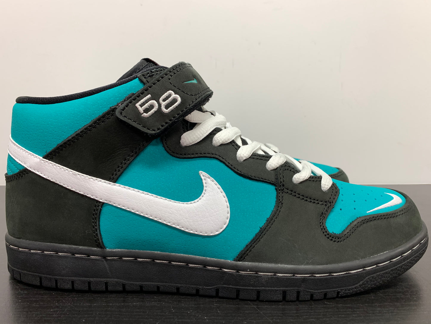 Nike SB Dunk Mid Griffey