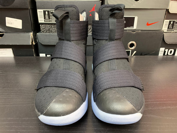 Nike LeBron Soldier 10 Game 3 Size 8.5
