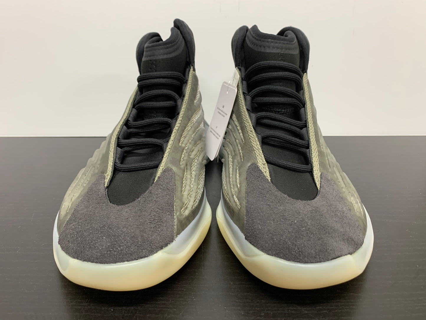 Adidas Yeezy QNTM Barium