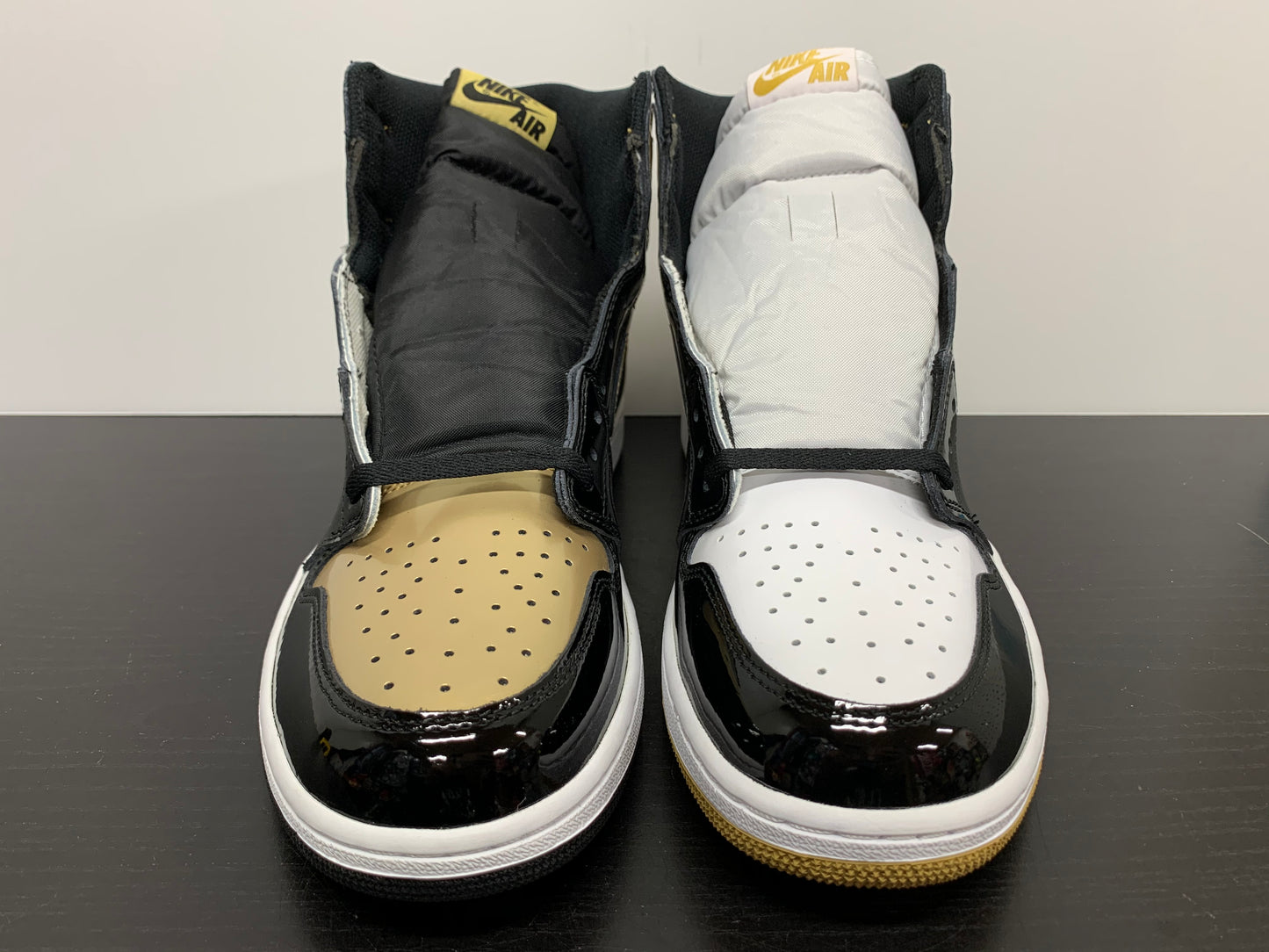 Nike Air Jordan 1 Gold Top 3