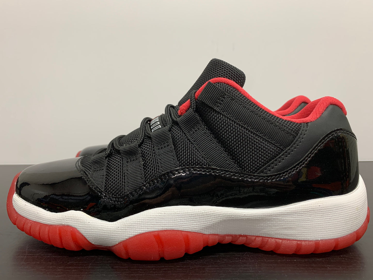 Nike Air Jordan 11 Low Bred GS